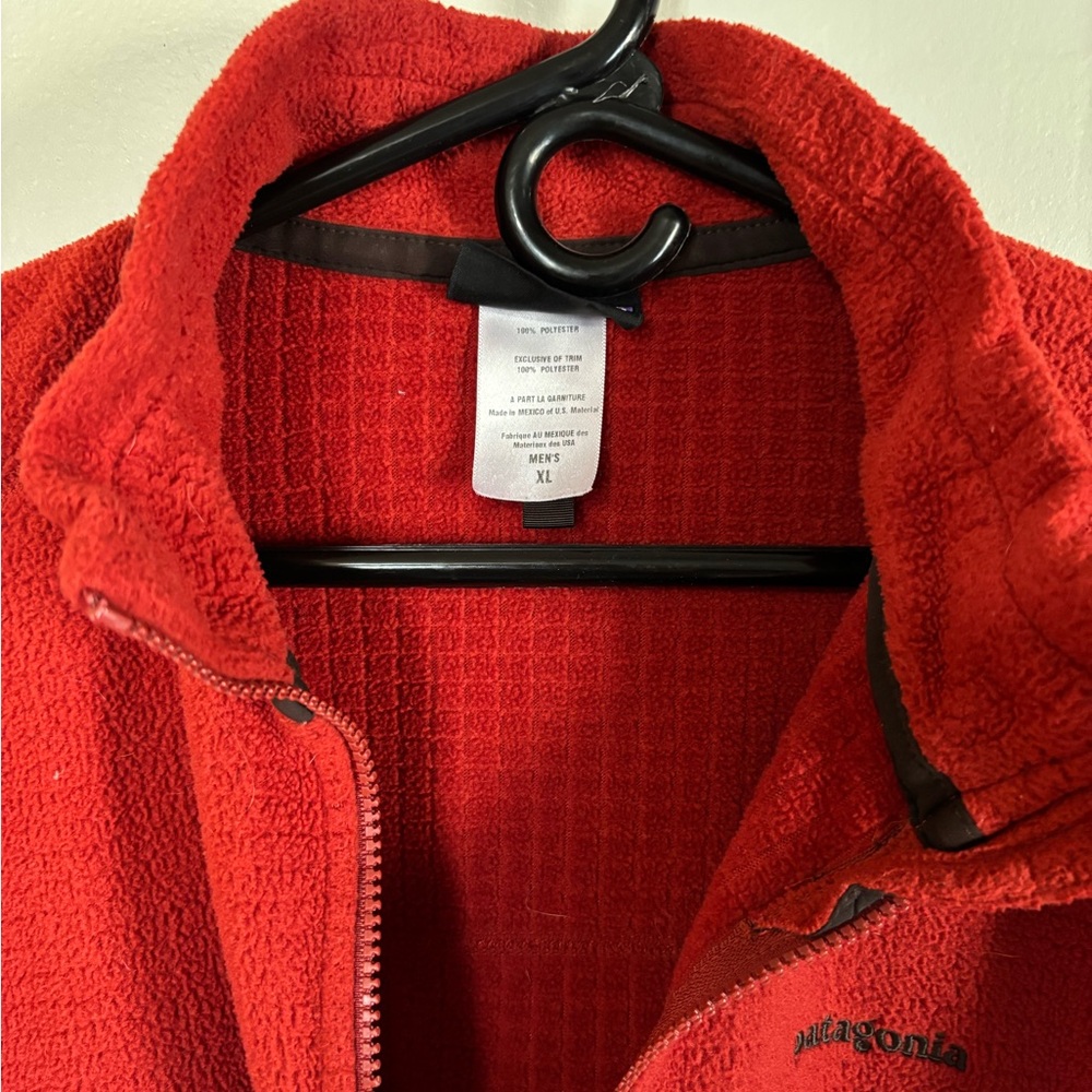 Patagonia Men's Red Fleece Jacket - Picture 3 of 3